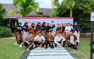 HARI BATIK SMP BINA DESA 2022